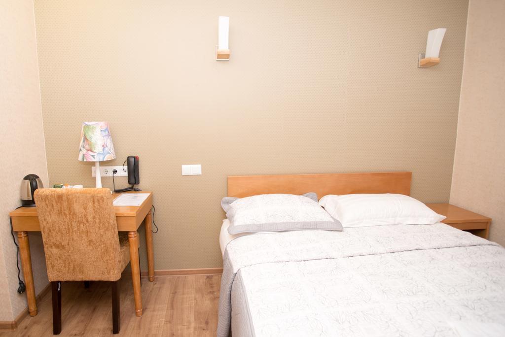ホテル Grushevy Hospitality Boutique アルマトイ 部屋 写真